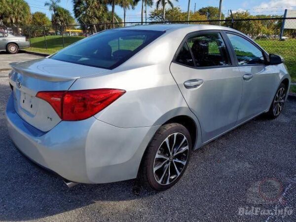 2017 Toyota Corolla - Image 5