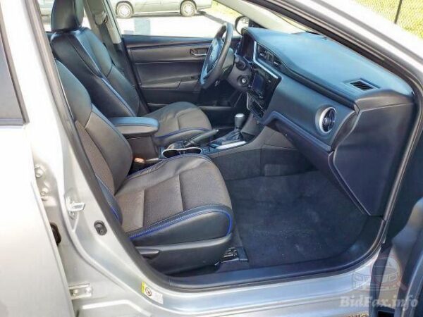 2017 Toyota Corolla - Image 3