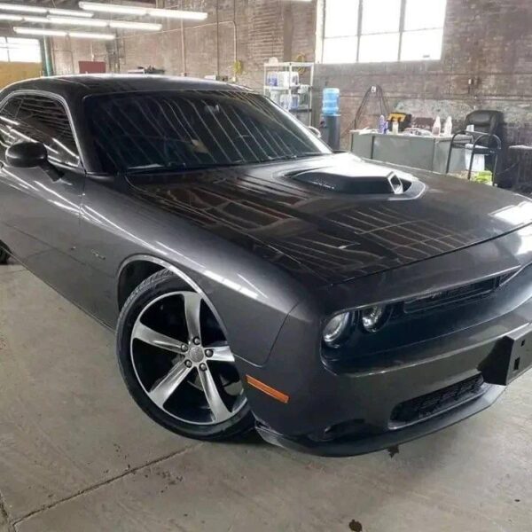 2016 Dodge Challenger RT - Image 5