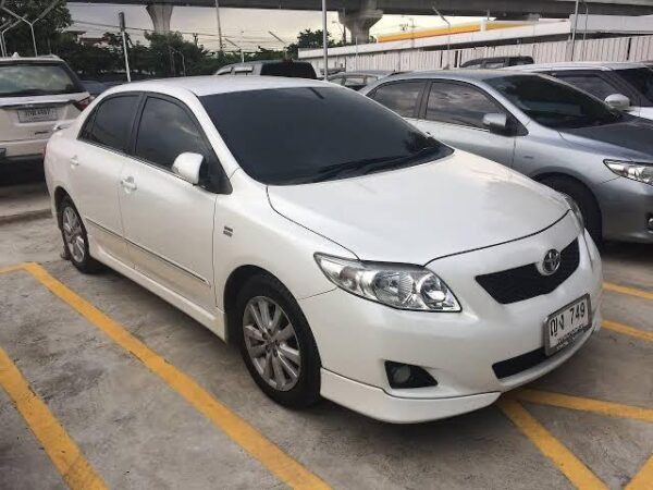 2010 Toyota Corolla Altis